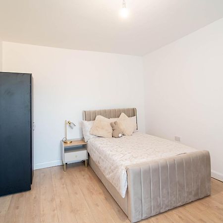 Belgian Studio Apt 2 Huddersfield Zewnętrze zdjęcie