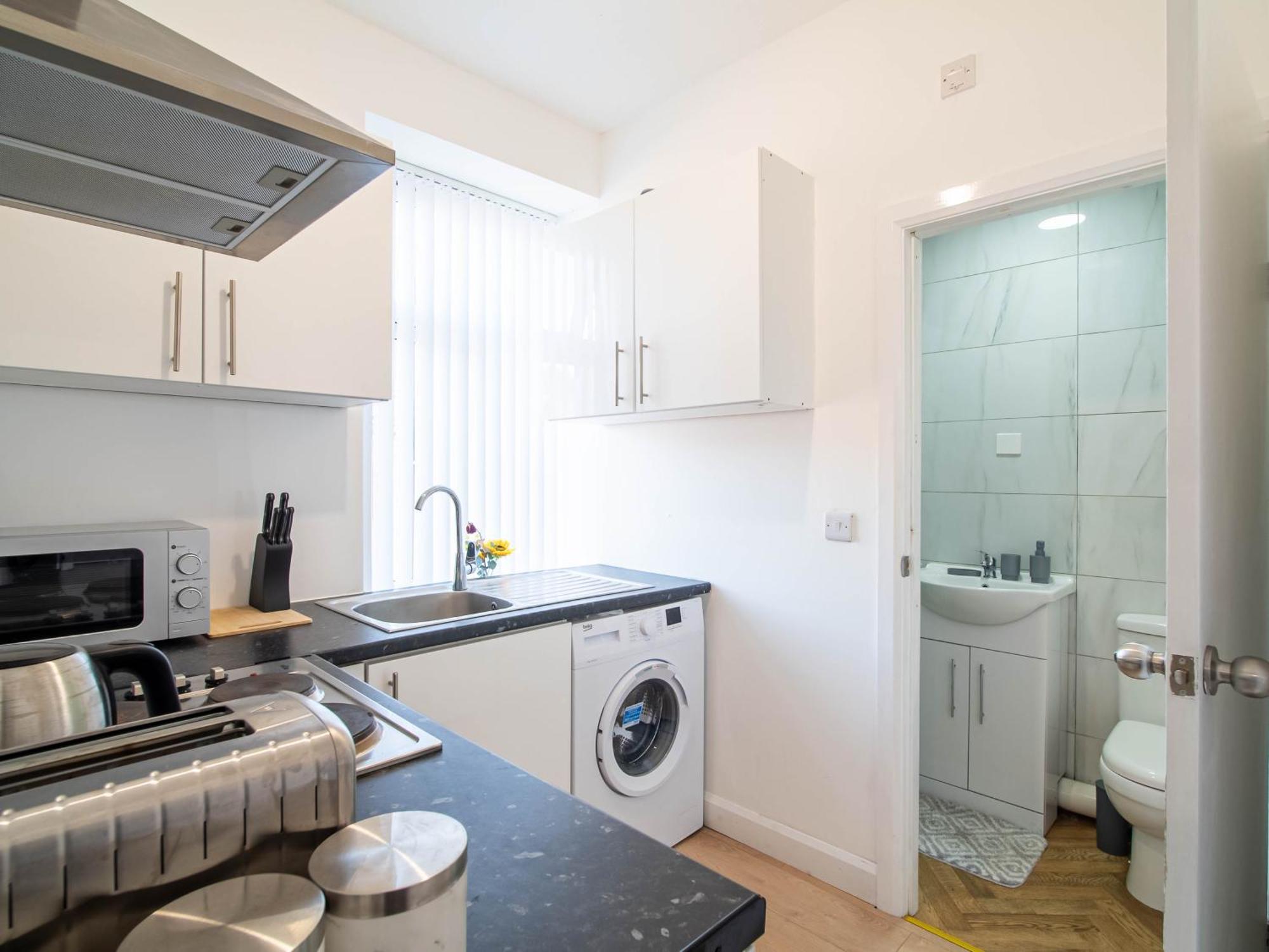 Belgian Studio Apt 2 Huddersfield Zewnętrze zdjęcie